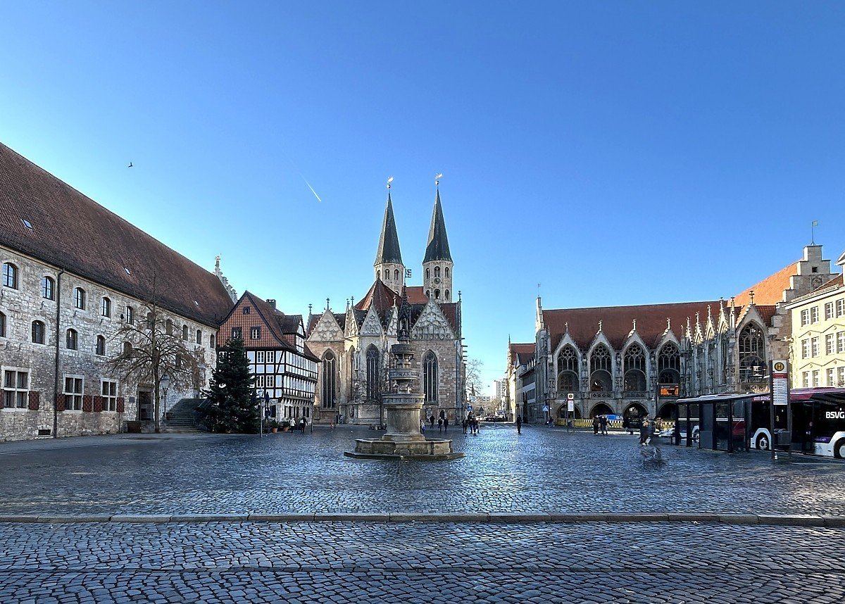 Foto Pers�nliche Betreuung. Professionelle Vermarktung. Erfolgreicher Abschluss.