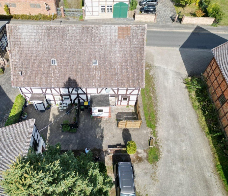Drohne 1 Zweifamilienhaus Fl�the
