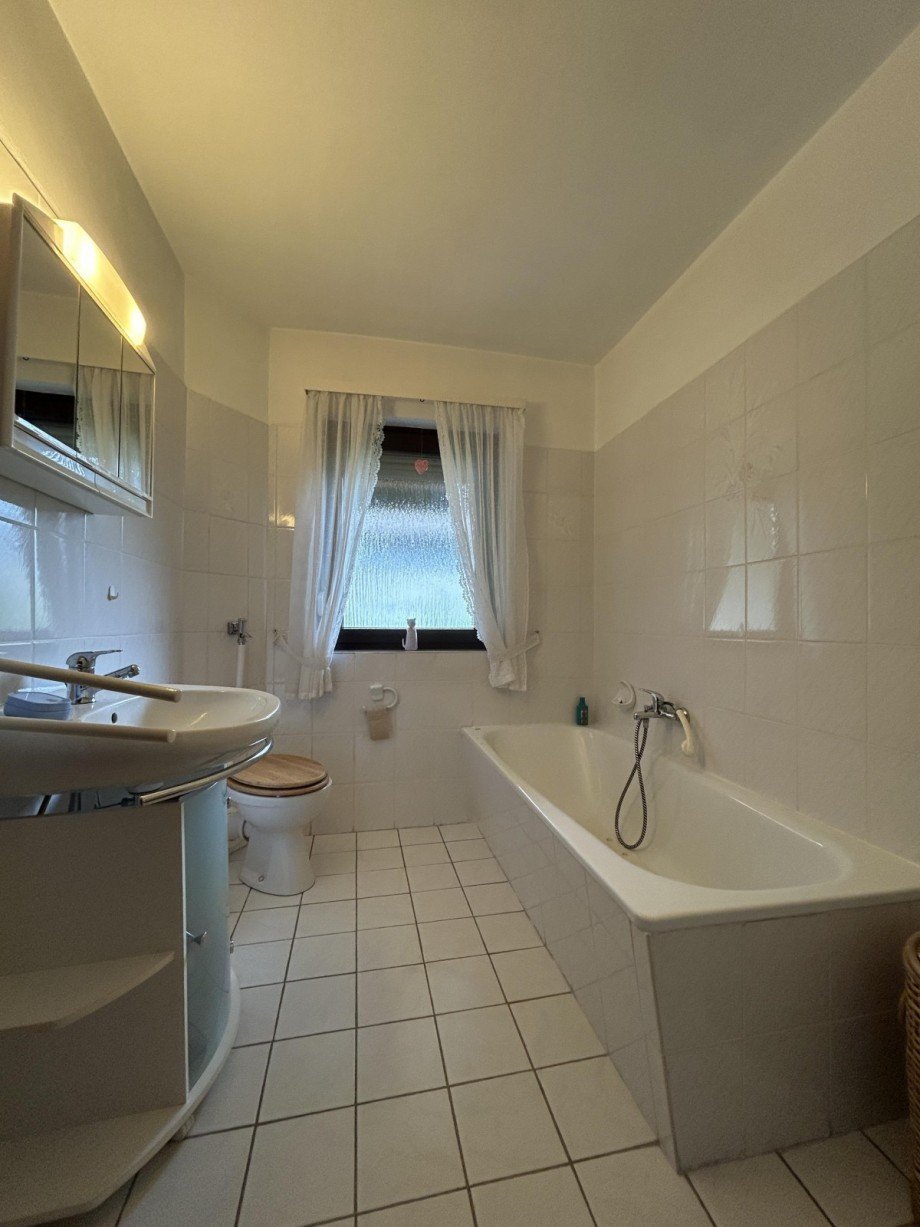 Bad EG Einfamilienhaus Sehlde