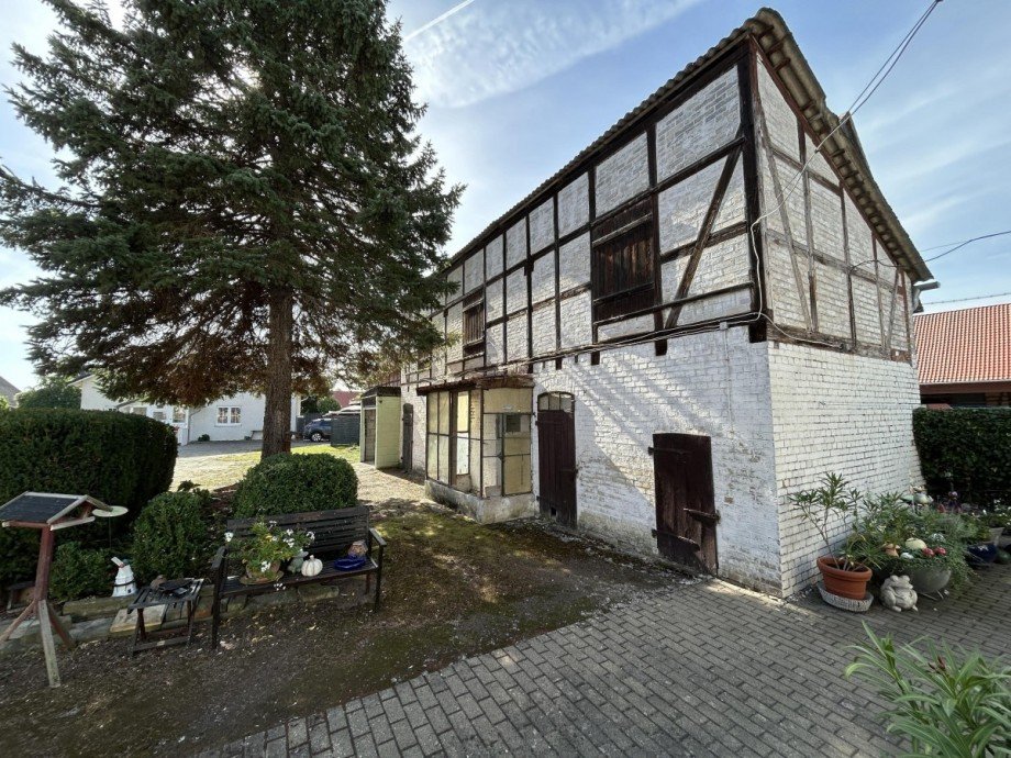 Nebengeb�ude Zweifamilienhaus Fl�the