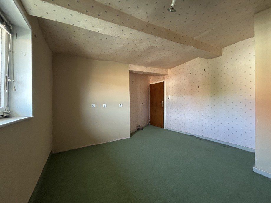 Zimmer I OG R. (1) Zweifamilienhaus Fl�the