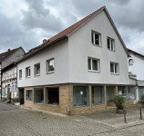 Hauptbild Gepflegtes Wohn- und Geschäftshaus mit zwei Wohnungen und Gewerbeeinheit in Hornburg
