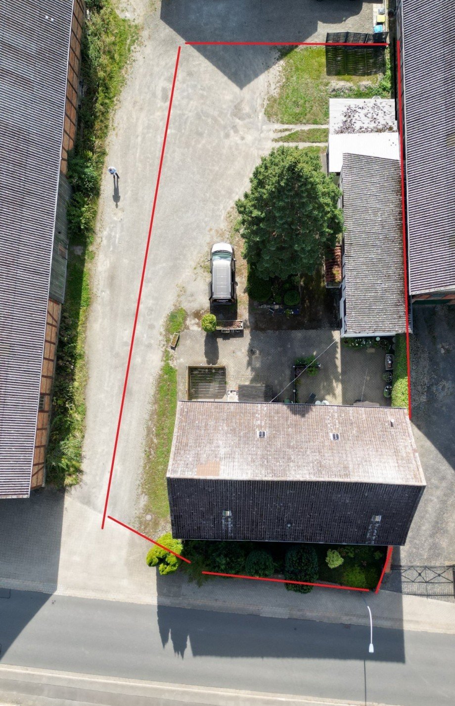 Drohne 4 mit ca. Grenzverlauf Zweifamilienhaus Fl�the