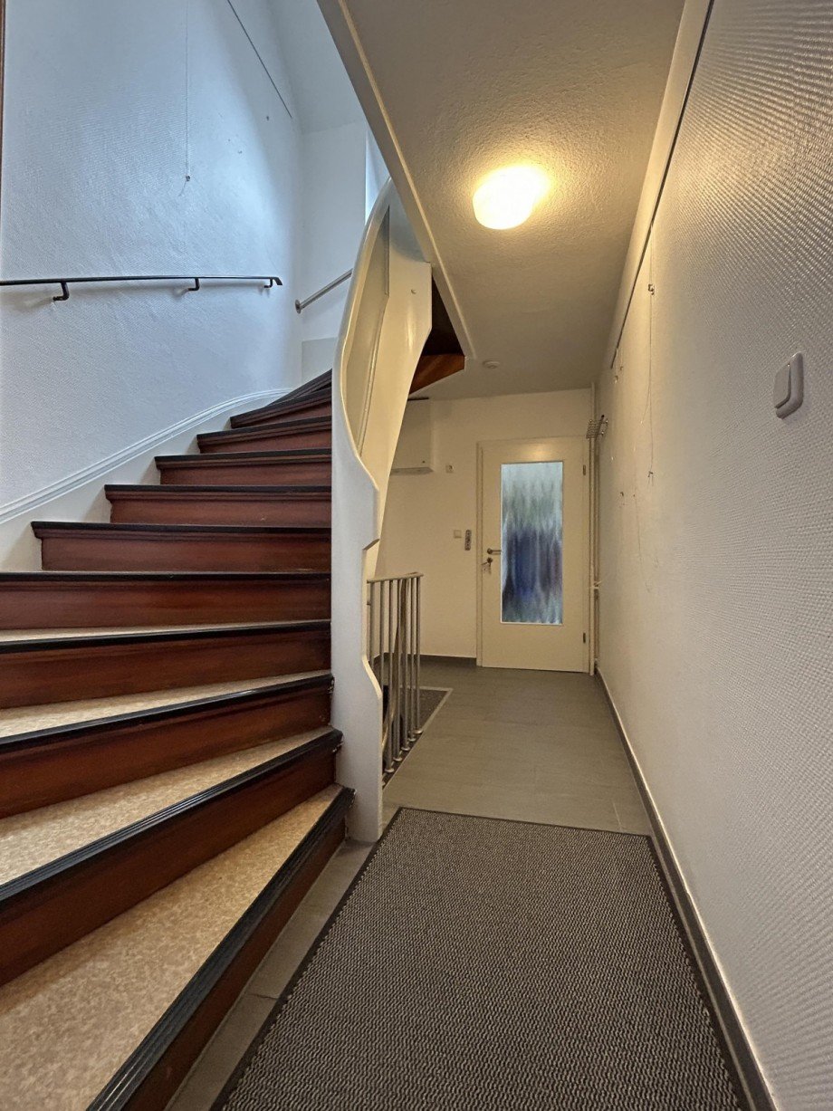 OG Treppenhaus ins DG Wohn- / Gesch�ftshaus Hornburg