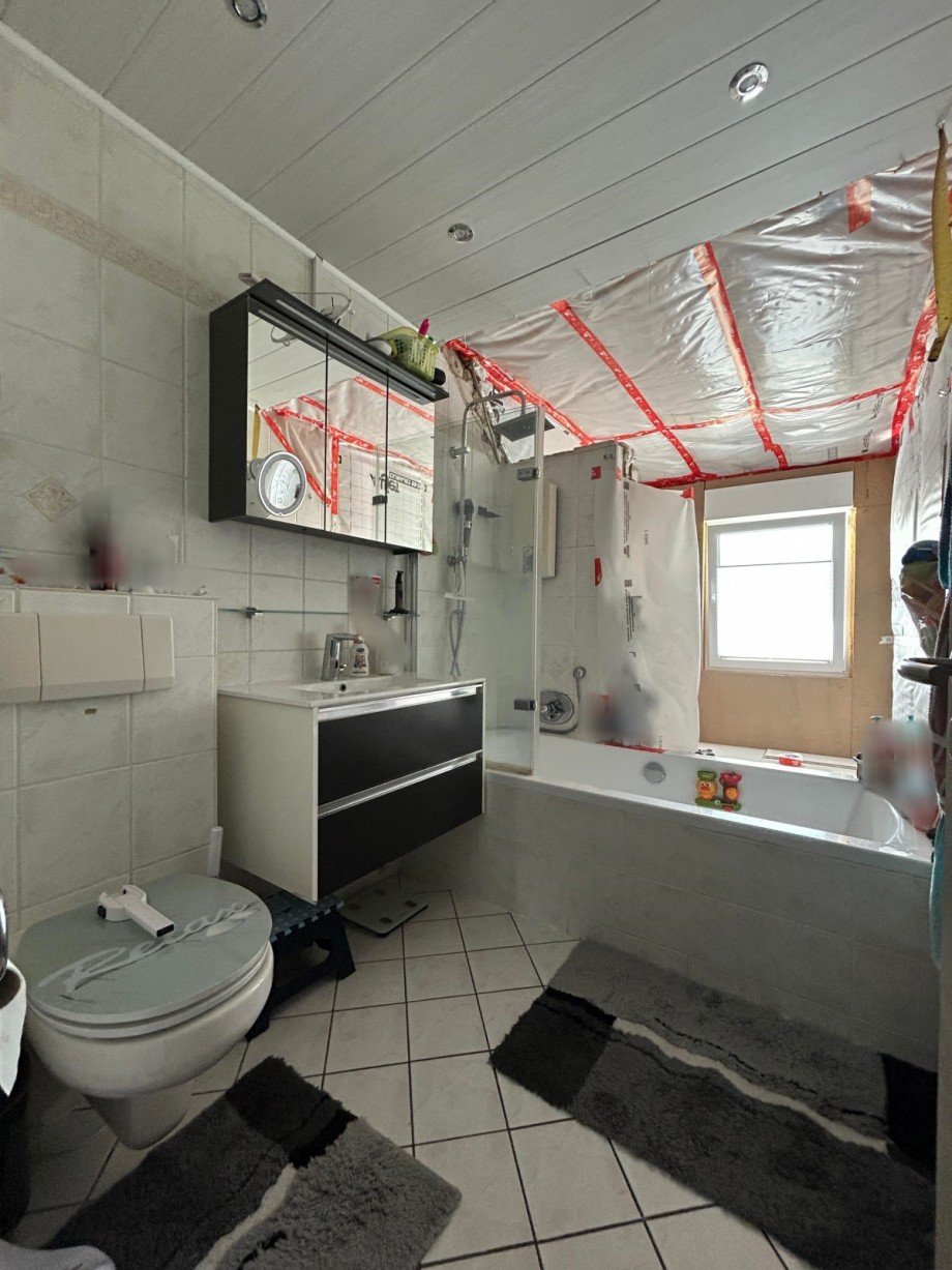 DG Badezimmer (2) Doppelhaush�lfte Salzgitter