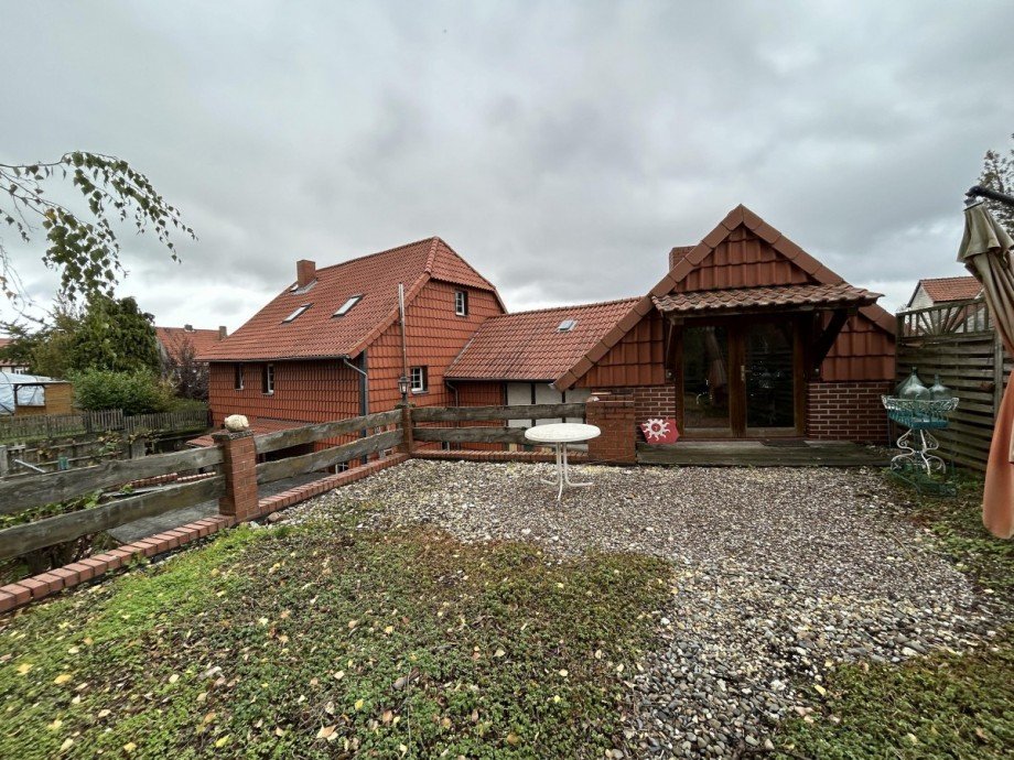Terrasse vorm Gartenzimmer Einfamilienhaus Sch�ningen